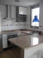 /album/venta-apartamento-playa-patacona/salon-cocina3-jpg/